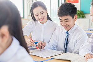 2024劍橋放榜，恭喜北京愛迪學校高中部學校獲得3封劍橋預錄取offer！